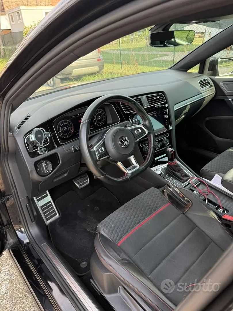 Volkswagen Golf 2018 photo 4