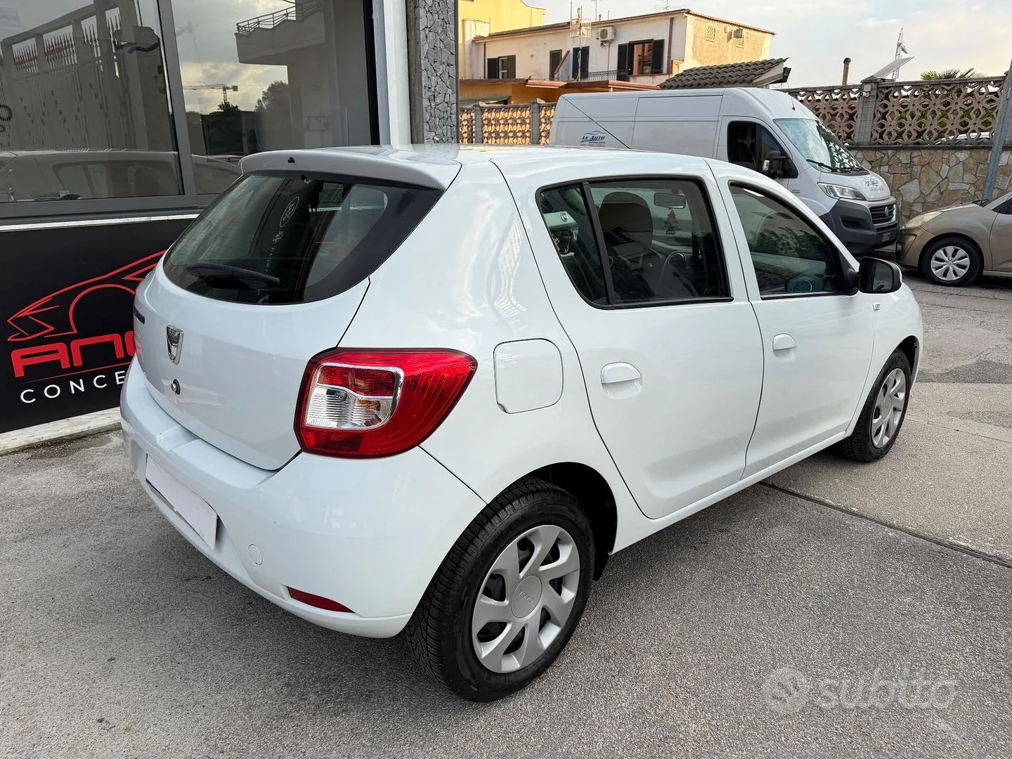 Dacia Sandero 2014 photo 5