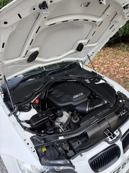 BMW M3 2011 photo 5