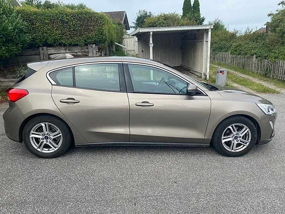 Ford Focus 2019 photo 3