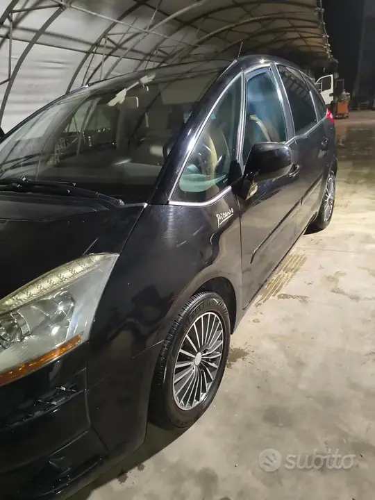 Citroen C4 Picasso 2008 photo 2