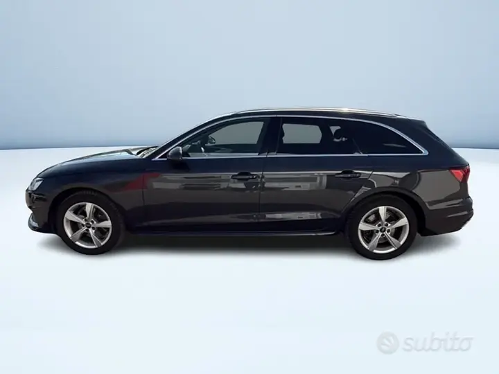 Audi A4 2022 photo 4