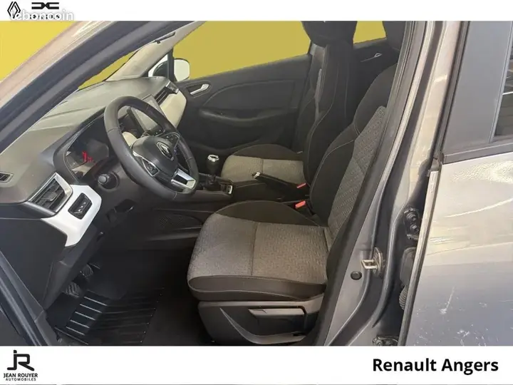 Renault Clio 2023 photo 3