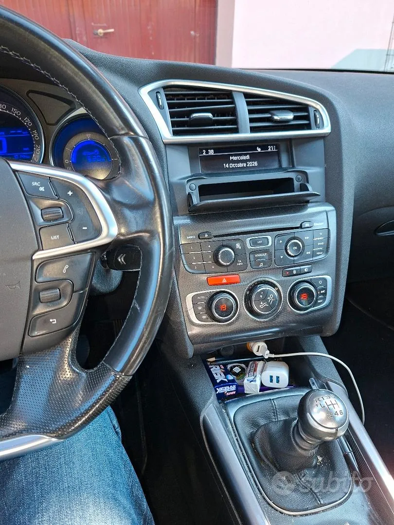 Citroen C4 2013 photo 4