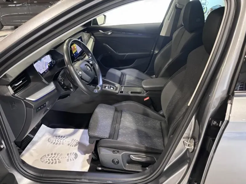 Skoda Octavia 2023 photo 3