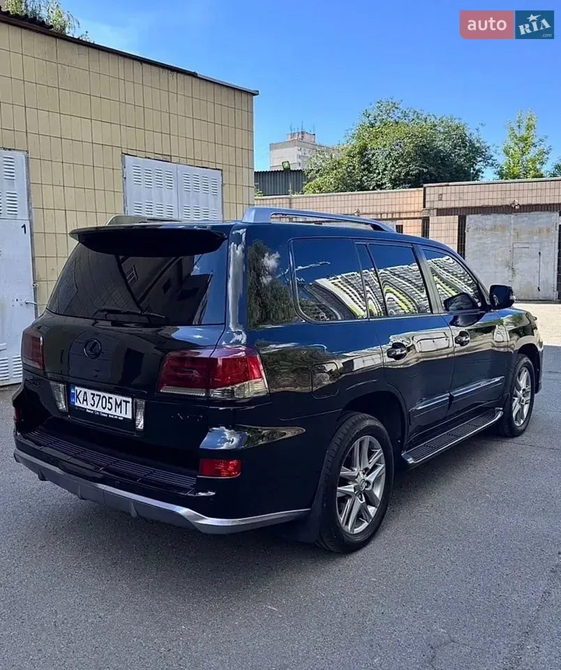 Lexus Lx 2012 photo 4
