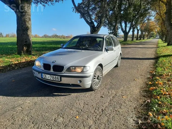 BMW 320