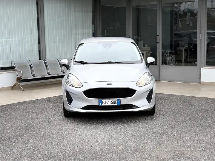 Ford Fiesta 2017 photo 2