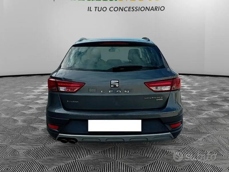 Seat Leon 2015 photo 4
