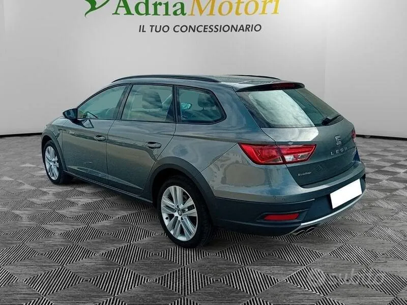 Seat Leon 2015 photo 3