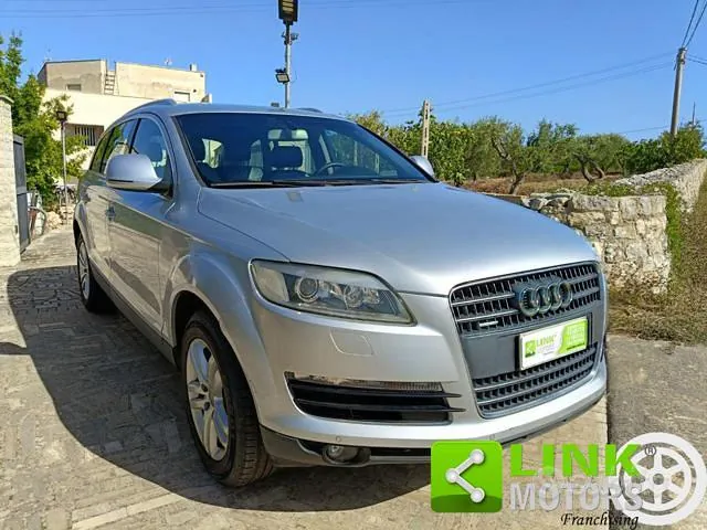 Audi Q7 2007 photo 4
