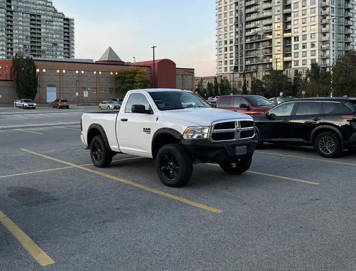 Ram 1500 Classic 2019 photo 2