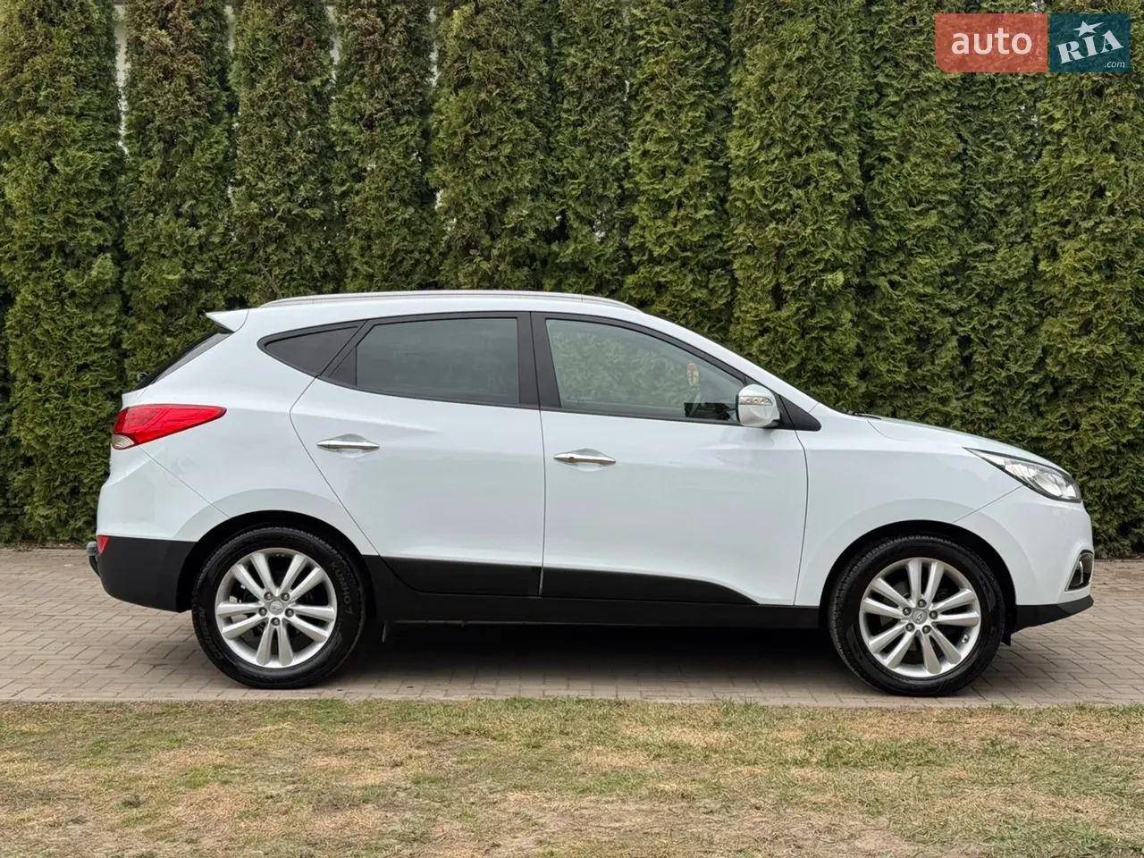 Hyundai Ix35 2011 photo 2