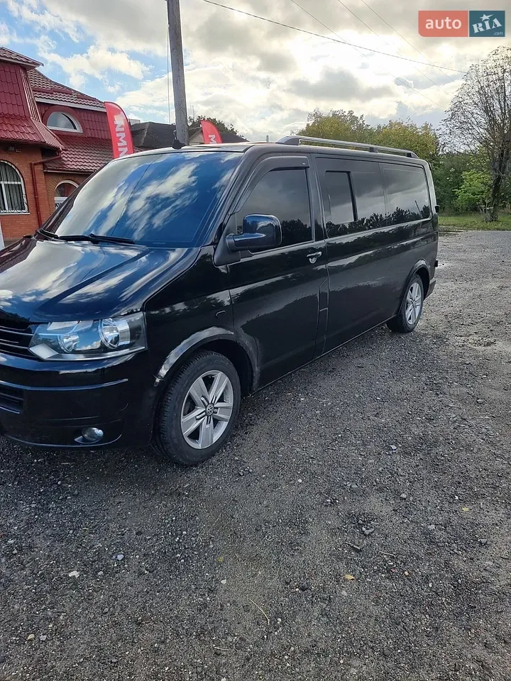 Volkswagen Caravelle