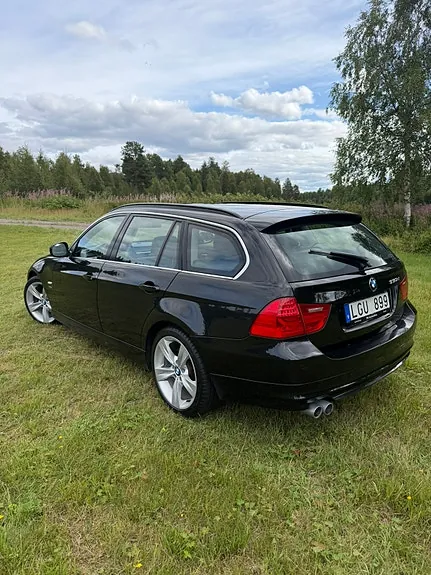 BMW 330D