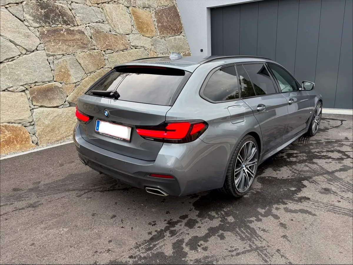BMW 5 Series 2021 photo 3