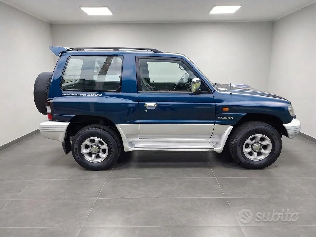Mitsubishi Pajero 1998 photo 3