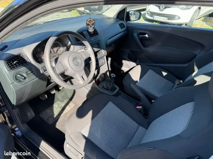 Volkswagen Polo 2012 photo 5