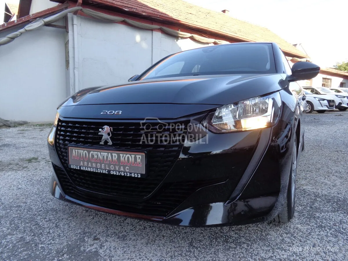Peugeot 208 2022 photo 3