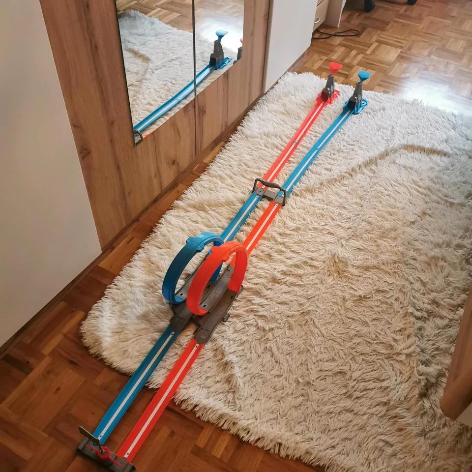 Hot Wheels Bahn