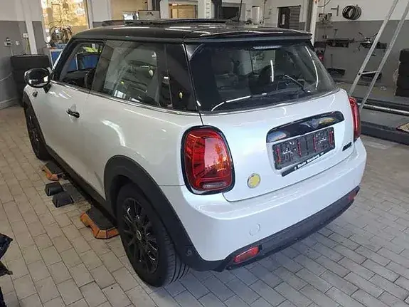 Mini Cooper Se 2023 photo 2