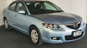 Mazda Axela 2006 photo 2