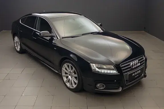 Audi A5 2011 photo 2