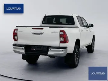 Toyota Hilux 2023 photo 3