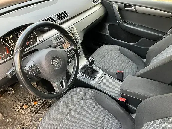 Volkswagen Passat 2015 photo 5