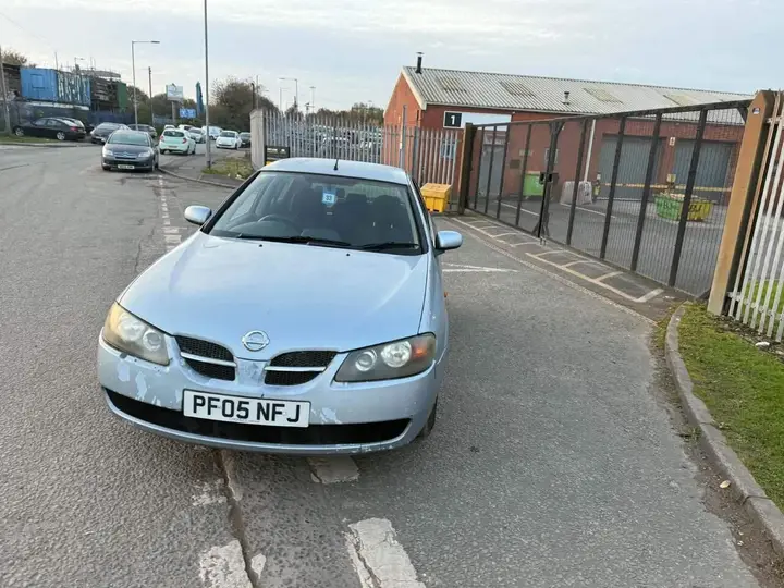 Nissan Almera 2005 photo 4