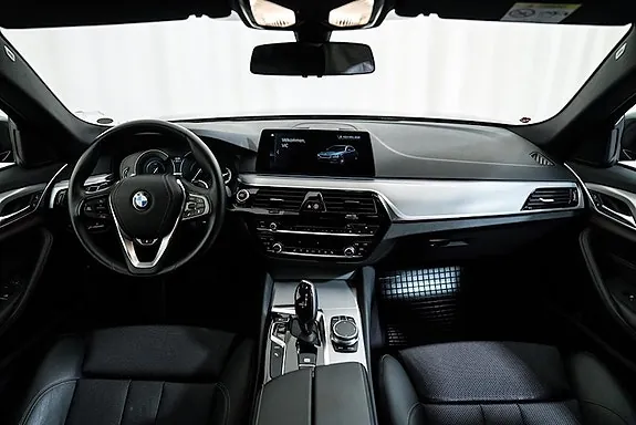 BMW 530E 2018 photo 3