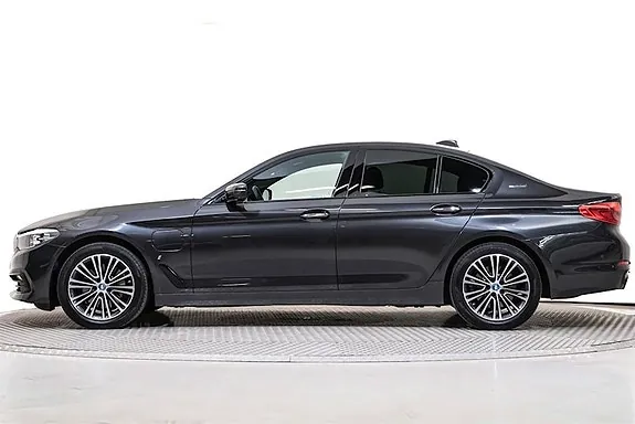 BMW 530E