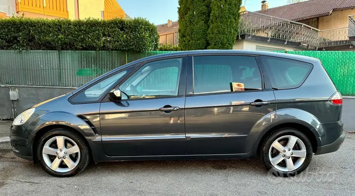 Ford S-Max 2007 photo 2