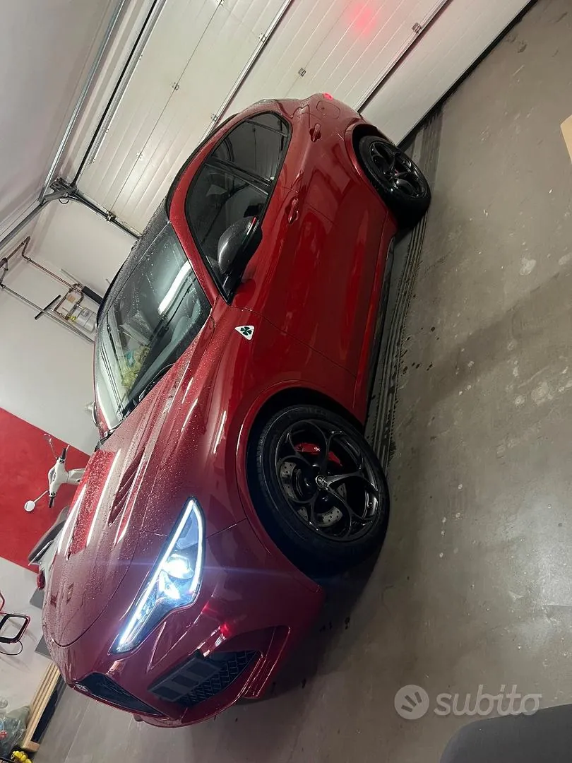 Alfa Romeo Stelvio 2021 photo 4