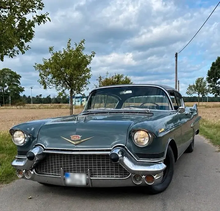Cadillac Deville
