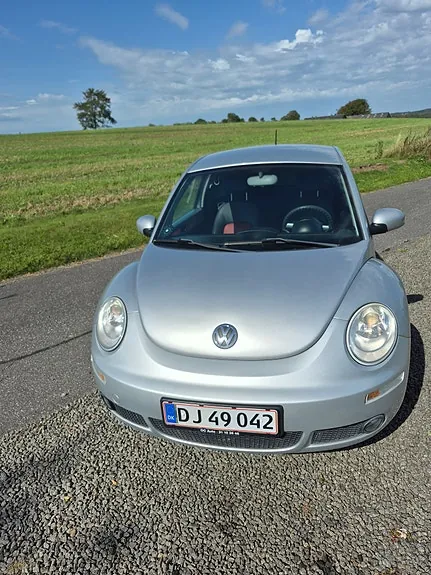 Volkswagen New Beetle 2006 photo 3