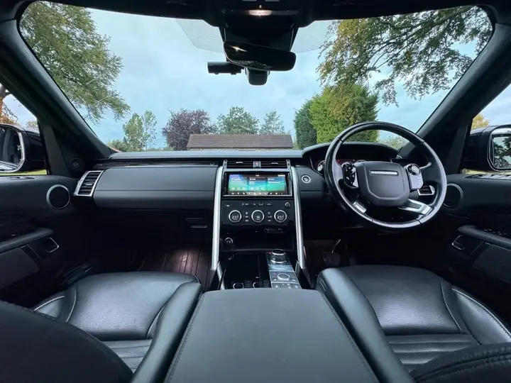 Land Rover Discovery 2018 photo 4