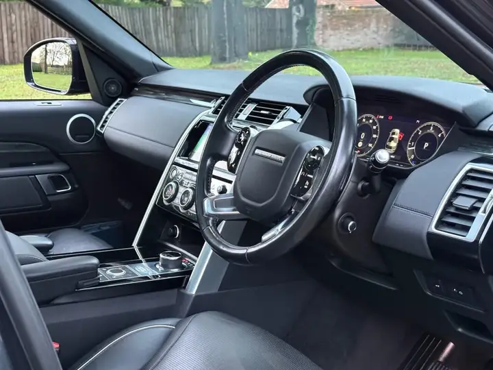 Land Rover Discovery 2018 photo 5