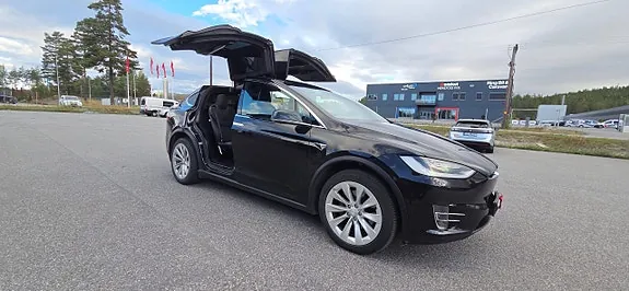 Tesla Model X 2017 photo 3