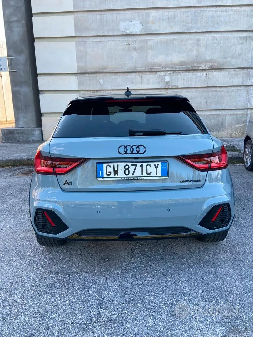Audi A1 2025 photo 2