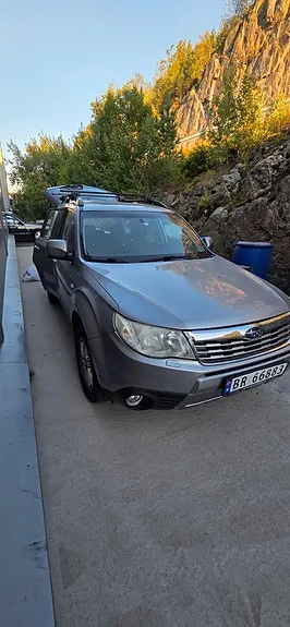 Subaru Forester 2008 photo 2