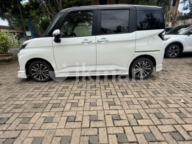 Toyota Roomy 2025 photo 2