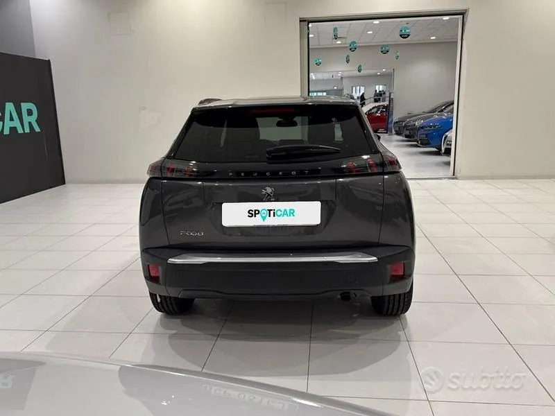 Peugeot 2008 2023 photo 4