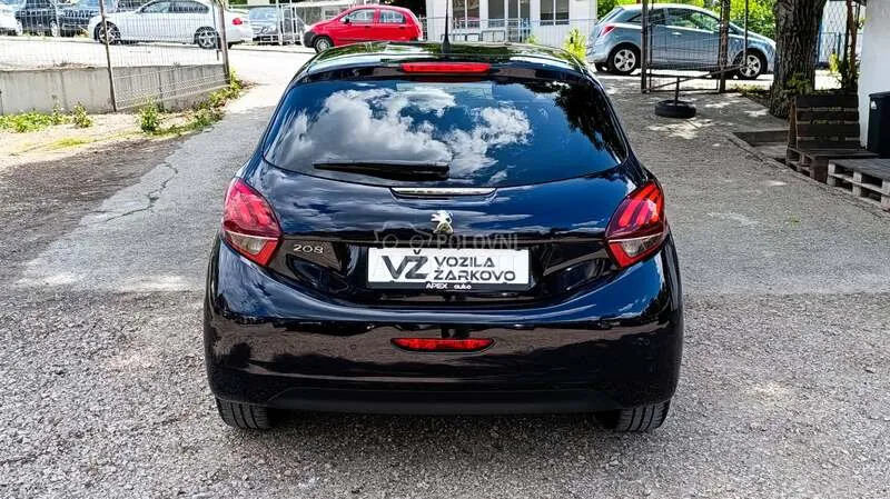 Peugeot 208 2019 photo 4
