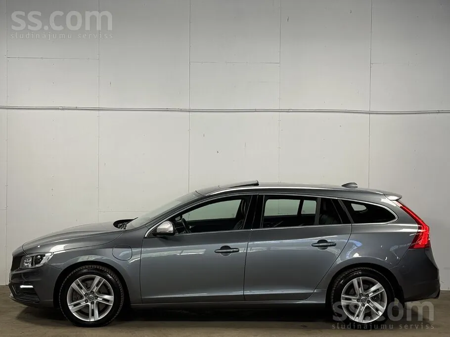 Volvo V60 2015 photo 5