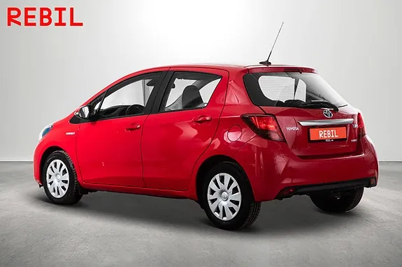 Toyota Yaris 2015 photo 5