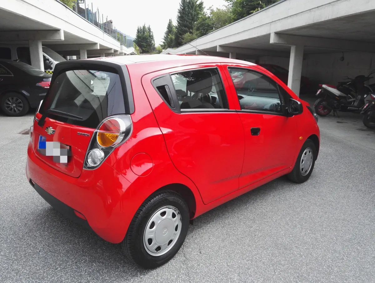 Chevrolet Spark 2011 photo 3