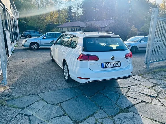Volkswagen Golf I 2020 photo 4