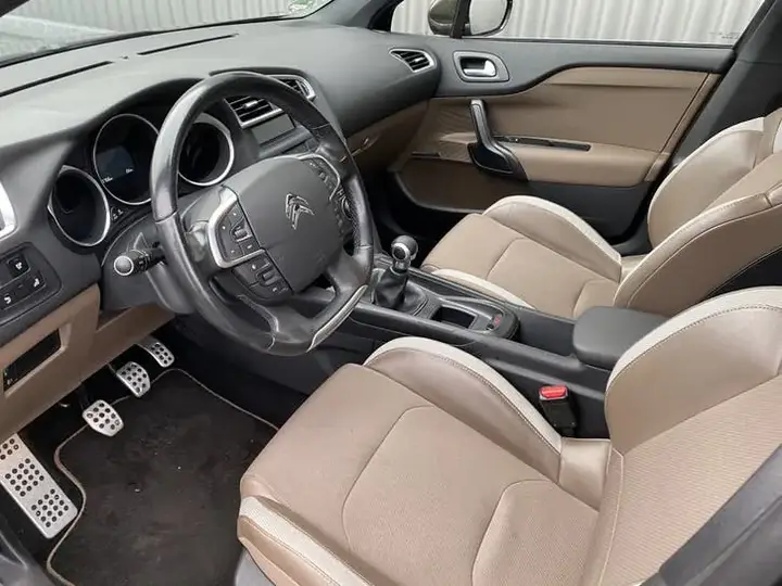 Citroen Ds4 2012 photo 3
