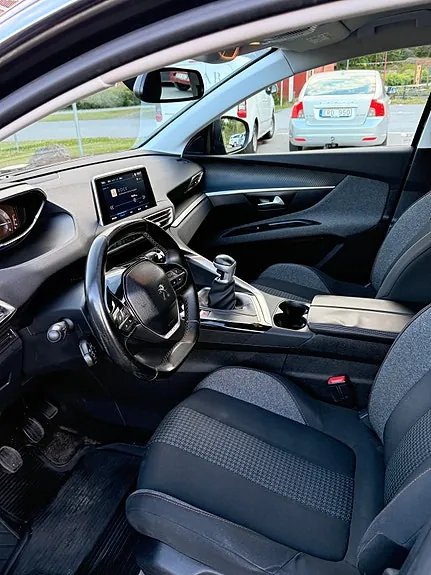 Peugeot 3008 2018 photo 3